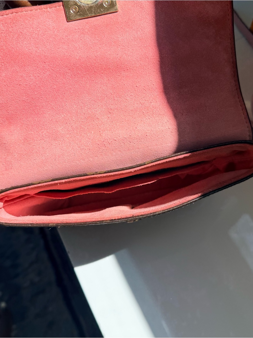 Louis Vuitton Pink Locky BB Handle Satchel - Picture 4 of 14